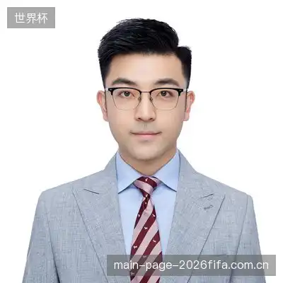 侯凌麟